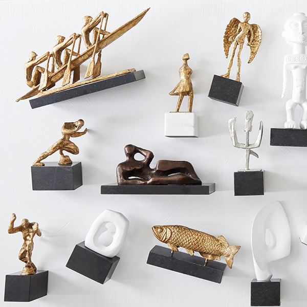 Villa & House Banf Statue