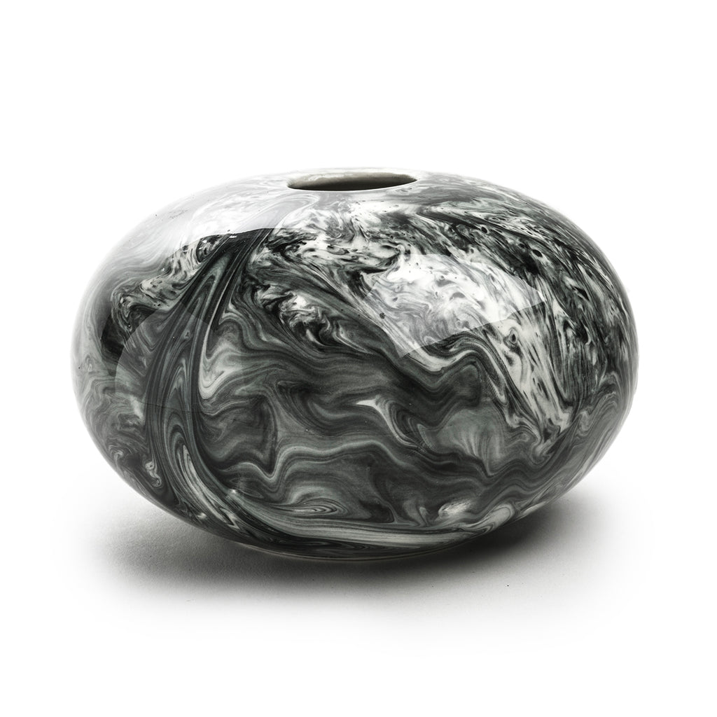1882 Ltd. Slick & Sleet – Spherical Vase